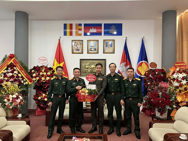 Hợp tác quốc tế